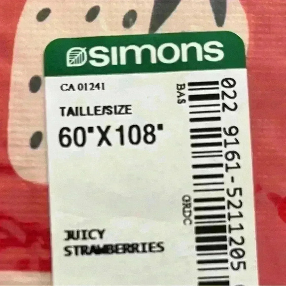 NWT  EXCLUSIVE TABLECLOTH - Picture 4 of 7